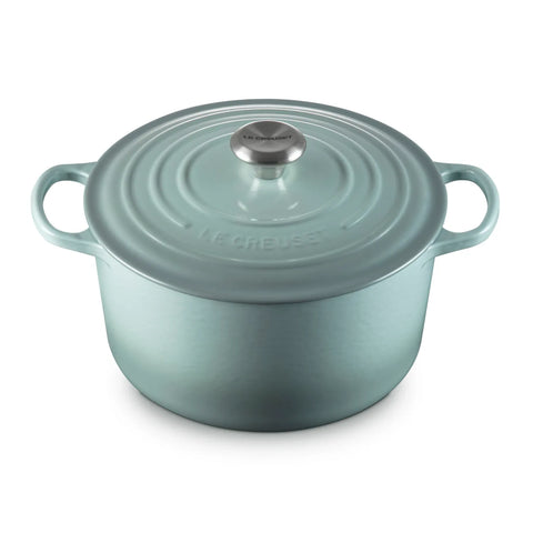 Le Creuset Signature Deep Round Dutch Oven, 6.5 qt.