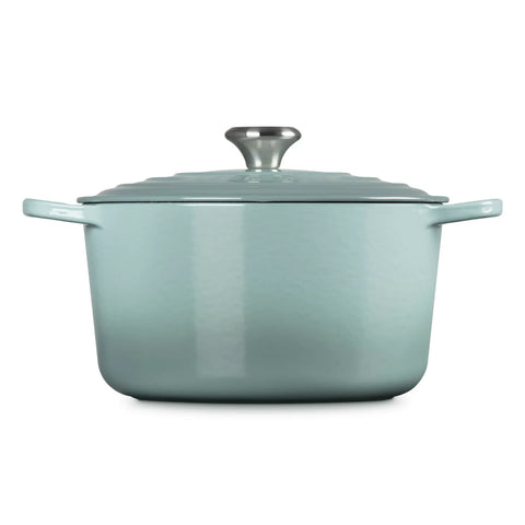 Le Creuset Signature Deep Round Dutch Oven, 6.5 qt.