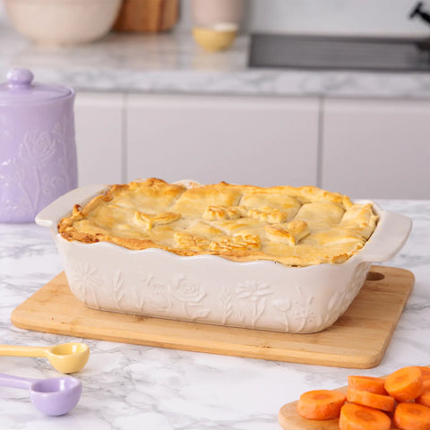 Mason Cash In the Meadow Medium Rectangular Baker