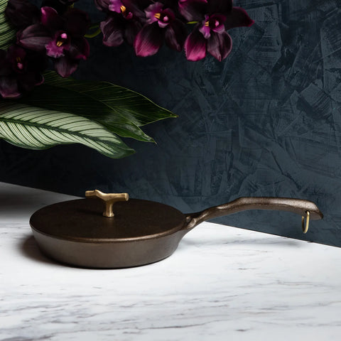 Nest Cast Iron Self-Basting Lid, 9"
