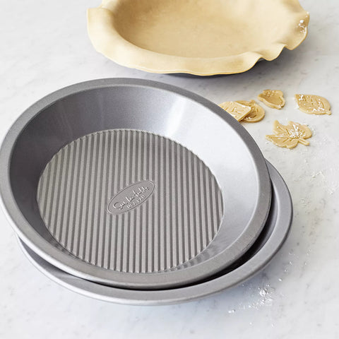Sur La Table Platinum Pro Pie Dish, 9"