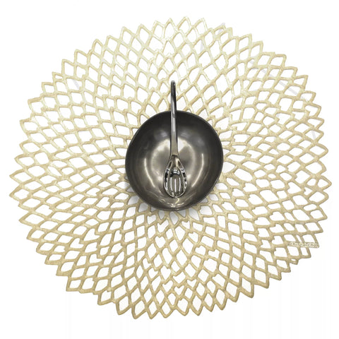 Chilewich Pressed Dahlia Placemat, 14"