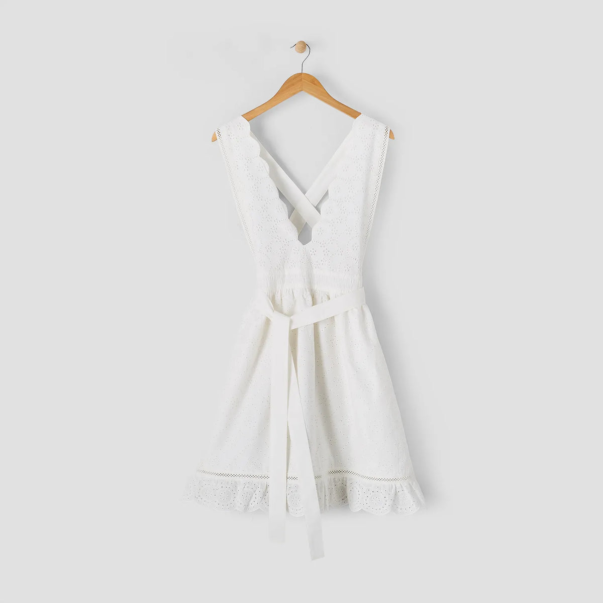 Mariana Velásquez x Sur La Table Lace Apron